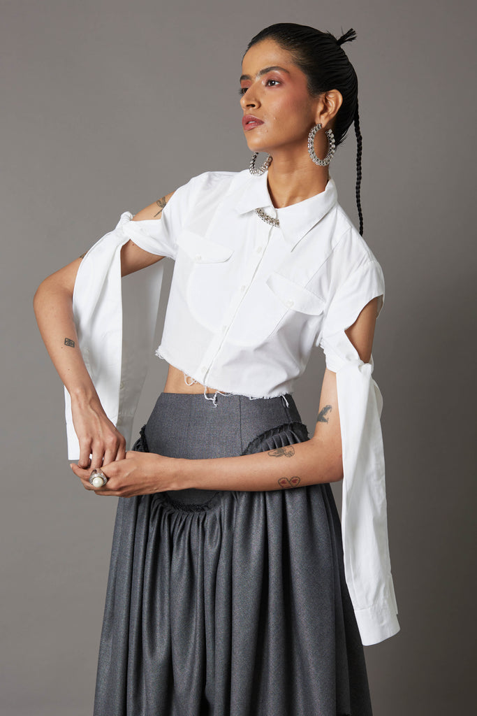 TIE-UP SLEEVE  CROPPED SHIRT